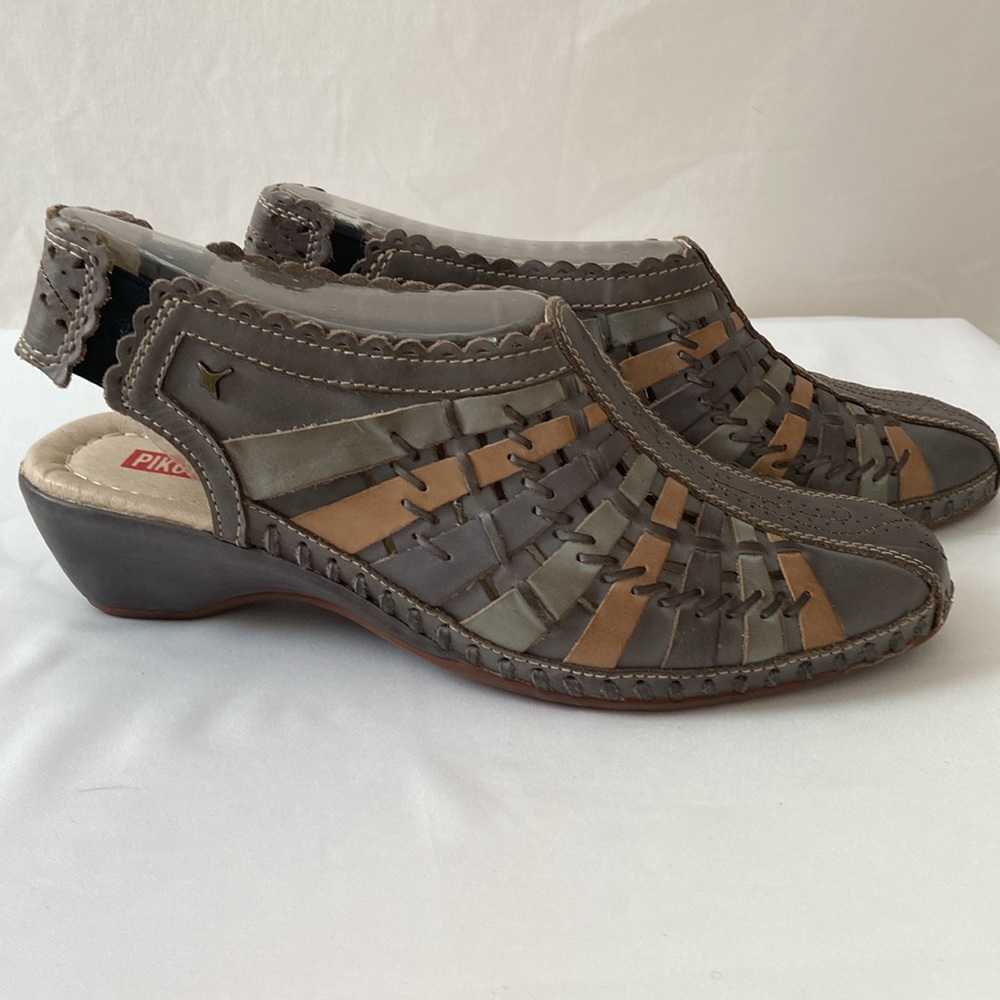 NIB Pikolinos Romana sling back low heeled shoes. Size 40 (U.S. women’s 10)